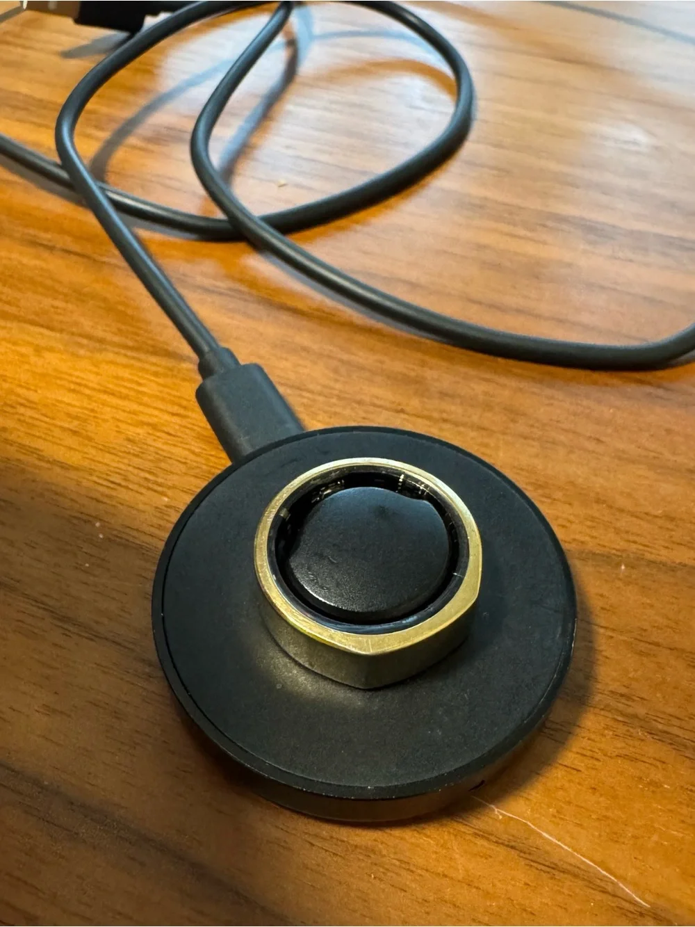 Oura Ring Heritage Gold Generation 3 size 9 with charger